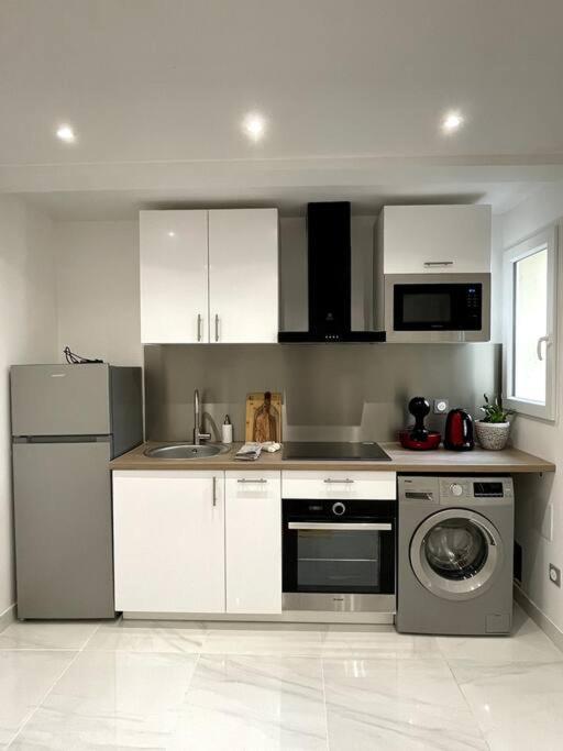 Appartement Cosy Et Moderne Proche De Disneyland Bussy-Saint-Georges Eksteriør bilde