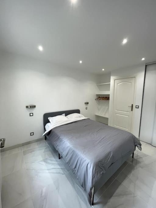 Appartement Cosy Et Moderne Proche De Disneyland Bussy-Saint-Georges Eksteriør bilde